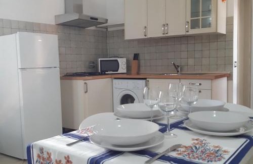 Lacona Apartment | casaisoladelba immersa nel verde a 80mt dalla spiaggia