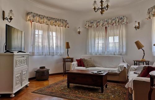 Ourem Ski Chalet | Casal do Morgado, country house to relax