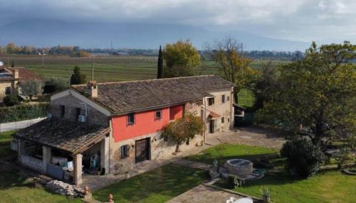 Costano Apartment | CASALE ANTONELLA