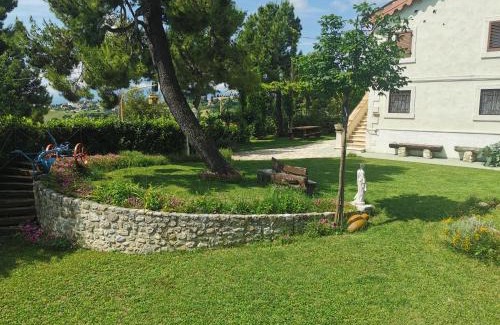 Offida House | Casale Fonte delle Pietre
