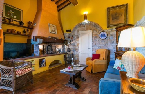 Fucecchio House | Casale il Poggio by Interhome