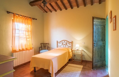 Ferretto House | Casale Oliviera, for exclusive use between Umbria and Tuscany
