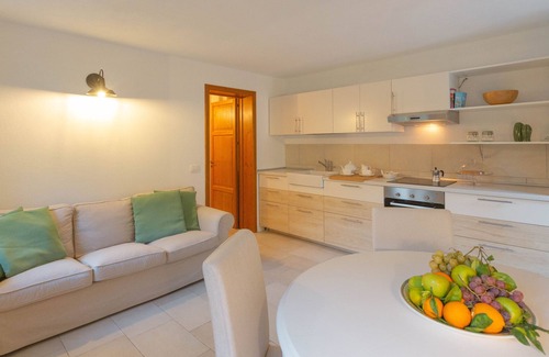 Casa Papa Villa | Casale Palombieri 12, Emma Villas