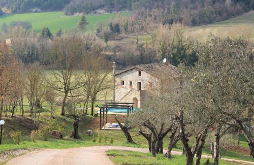 Gaglietole Villa | CASALE SANTA CATERINA Jacuzzi and Pool