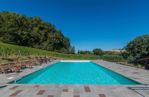 Mogliano Villa | Casale Vigneto