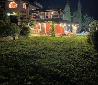 Citta Sant'Angelo House | Casalustro