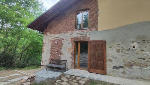 Rocca Canavese House | Casamapun