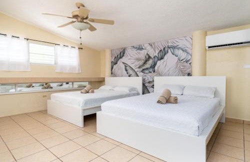 Pedernales House | Casamares Private Room Solario with Pool and Barbecue 5 min to Boqueron and Beaches