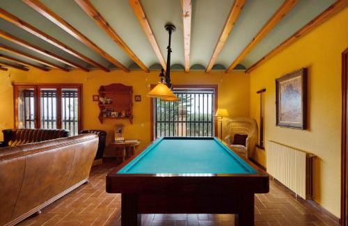 Avia House | Casanova de Noet