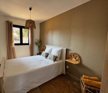 Bonifacio House | casanova