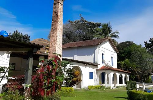 Miguel Pereira House | Casarão Miguel Pereira - Refúgio na Natureza com Lareira Externa, Piscina, Fondue e Amplo Jardim - 12 Min do Parque Terra dos Dinos