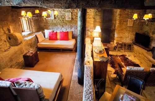Mondim da Beira Hotel | Casas da Memória