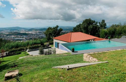 Nogueiro e Tenoes House | casasun777, deixe-se surpreender e deslumbrar!