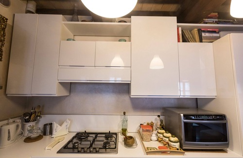 Montone House | CasAvena luxury country house with big garden near Montone. 25m from PG airport