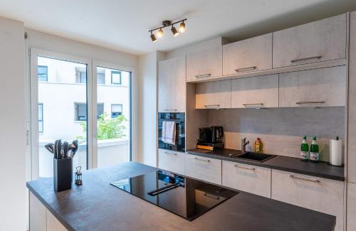 Boeblingen Apartment | CasaVia BB mit Parkplatz bis zu 7 Personen zentral