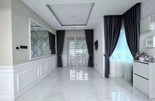 Tebrau House | CasaVille Homestay