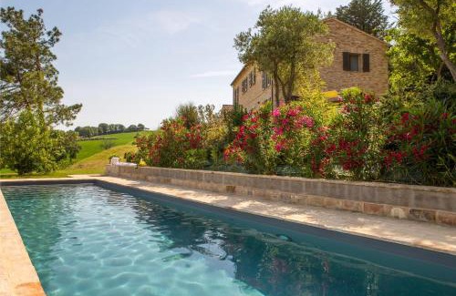 Ostra Vetere Bed & Breakfast | CasaVostra - Ambience Suites