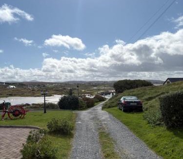 Kincasslagh House | Cascade Lodge & Hot Tub F94 H0FR