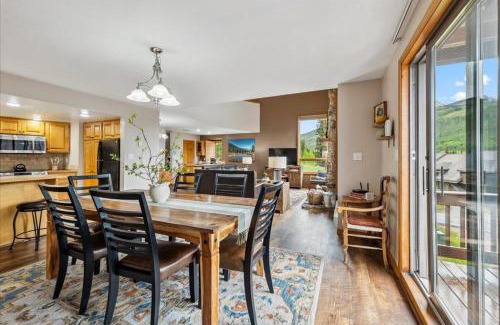 Purgatory House | Cascade Village 61