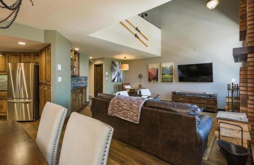 Purgatory House | Cascade Village 40