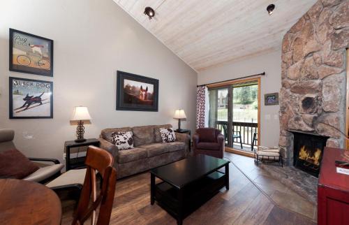 Purgatory House | Cascade Village 362