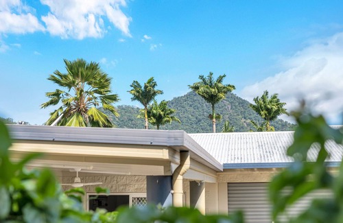 Redlynch House | Cascades @ Redlynch