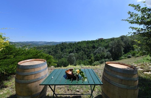 Diano d'Alba Apartment | Cascina Flino