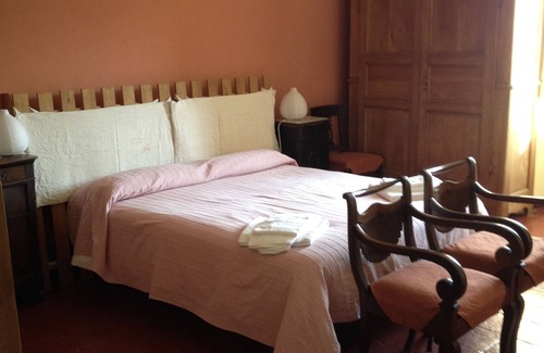 Alba Apartment | Cascina Garbianotto, among woods and vineyards