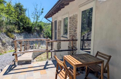 Merana Apartment | Cascina Le Moire