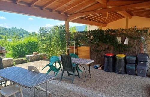 Villanuova sul Clisi Apartment | Cascina Legnago bilocale a 6 chilometri da Salò