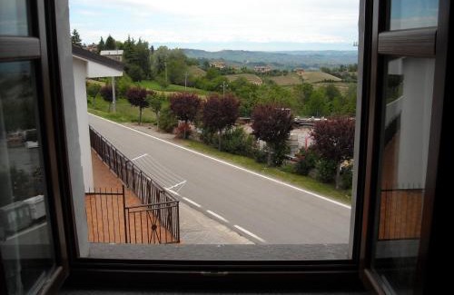 Roddino House | Cascina Ricca