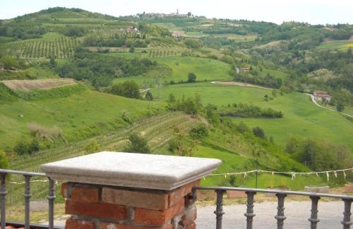 Roddino House | Cascina Ricca