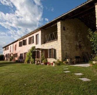 Grazzano Badoglio House | Cascina Rosa B&B