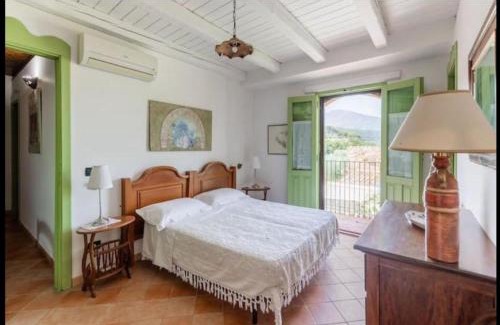 Sant'Ambrogio House | Case Saponara
