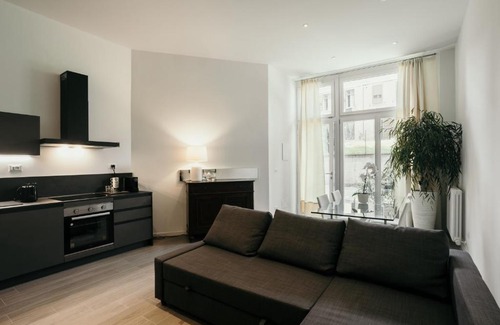 Savena Apartment | CaseOspitali - Bologna Studio 1, grande bilocale con arredo design e posto auto per 4