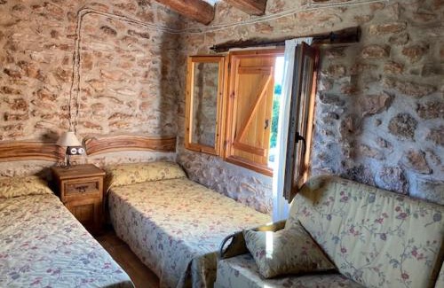 Masdenverge Ski Chalet | Caseta dels Cirerers