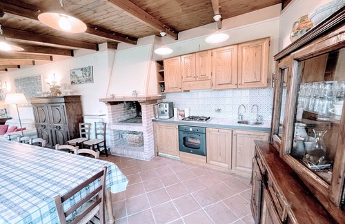 Strettura House | Casetta - a dream cottage that sleeps 5 with world class views plus pool