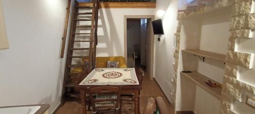 Palazzolo Acreide Historic Centre Apartment | Casetta Castelvecchio
