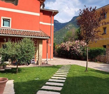 Peri House | Casetta - Il Remo