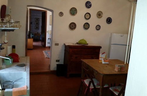 Castelnuovo Magra House | Casetta la Quercia, an idyllic place surrounded by greenery and close to the sea