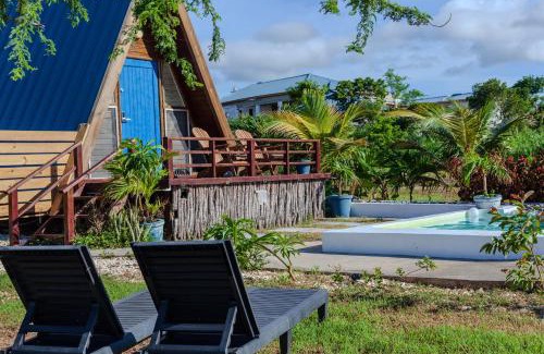 Treasure Beach House | Cashaw Cabin - Private Retreat with a Pool