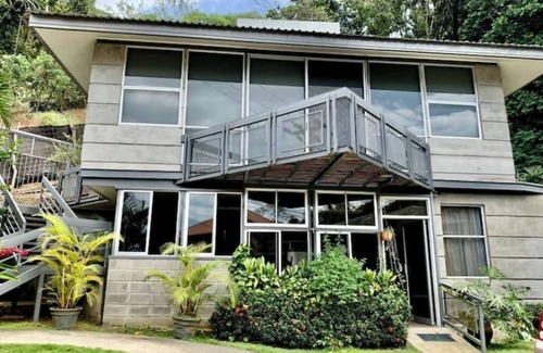 Jaco Apartment | Cashew Nut House/Lovely and cozy vacation house