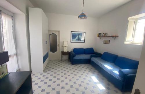 Tiberio Apartment | Casina Edomilla
