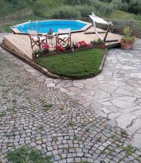 Saturnana House | Casina in pietra