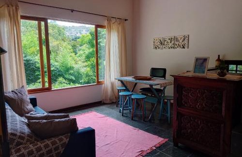 Albuquerque House | Casinha no Vale Feliz