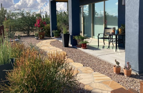 Tucson House | Casita Azul: A Sonoran Desert Guesthouse