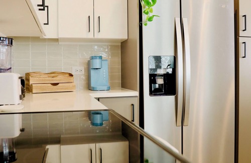 Milwood Apartment | Casita Cactus - King Suite near Domain - with Gym and Pool