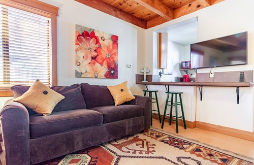 Tucson Cottage | Casita Del Sol Charming Private Studio Studio Bedroom Cabin by RedAwning