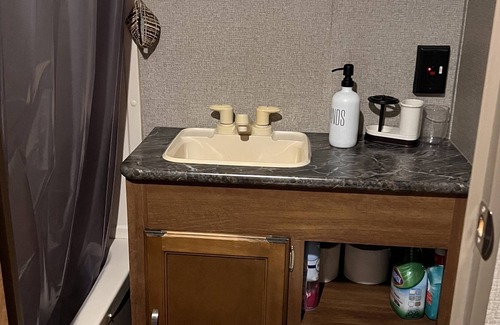 Denham Springs RV Rental | Casita! Great Location 4 mins from I-12 17 miles LSU Tiger Stadium
