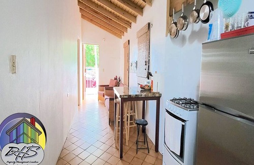 Islote House | Casita, La Cueva del Indio